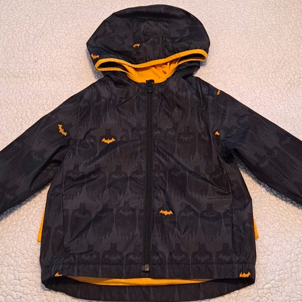 Baby Gap Batman lightweight jacket with cape 3T